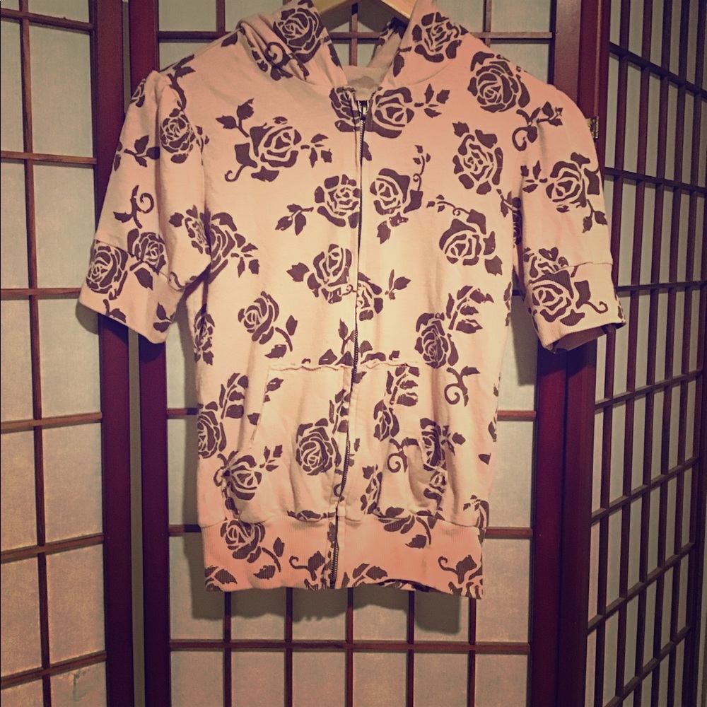 Flower print short sleeve hoodie
